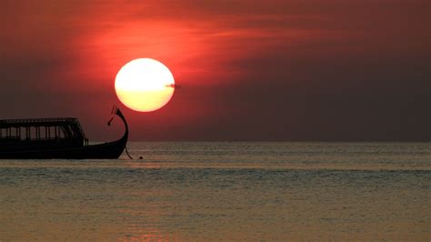 Red sun | Taj Exotica Maldives Resort & Spa | ¡Carlitos | Flickr