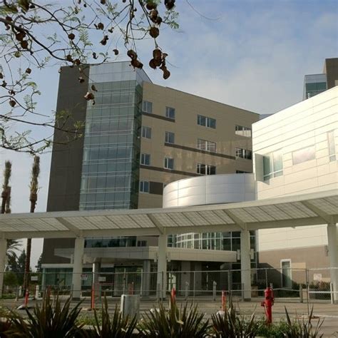 Kaiser Permanente Fontana Medical Center, 9961 Sierra Ave, Fontana, CA, Hospitals - MapQuest