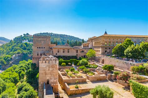 La Alhambra de Granada, la primera de "las 7 maravillas de España" - ORIGEN