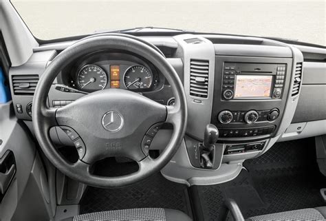 Van Life: Evolution Of The Mercedes Van Cockpit – Autowise