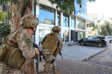 Lebanese soldiers undergo bank heist training amid rise of theft ...