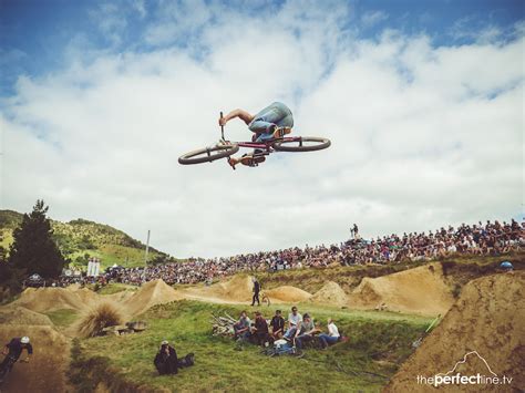 The Highlights From Farm Jam 2016 - Video - Pinkbike