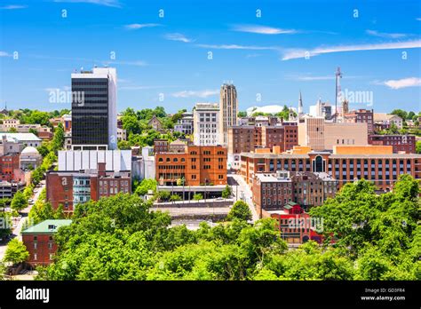 Lynchburg, Virginia, USA downtown skyline Stock Photo - Alamy