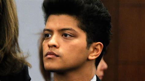 Bruno Mars Gets Probation for Cocaine Offense; Grammy Winner Admits to Possession - CBS News