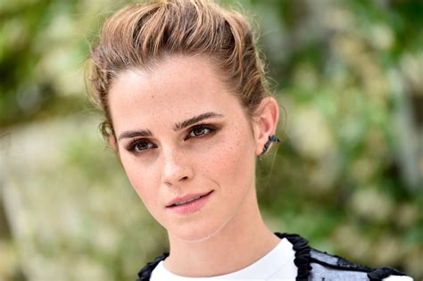 Emma Watson Had Trouble Functioning in the Real World After 'Harry ...