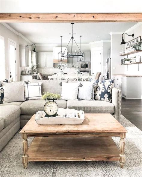 60 farmhouse living room joanna gaines magnolia homes decorating ideas 52 | Joanna gaines living ...