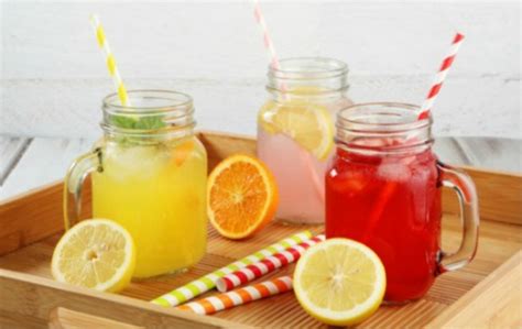 9 Easy To Make Refreshing Drinks