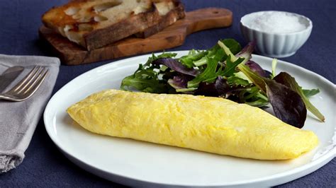 Classic French Omelette – Food Network Kitchen