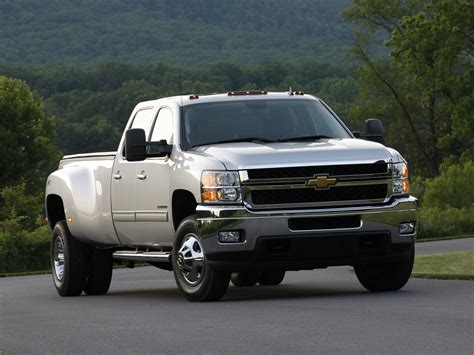 CHEVROLET Silverado 3500HD Crew Cab Specs & Photos - 2008, 2009, 2010 ...