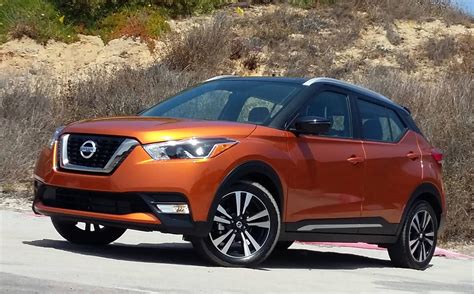 2020 Nissan Kicks Review, Full Specs & Price Breakdown - Motor Junkie