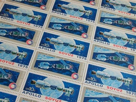 Stamps-Whole Sheet-1975 Apollo Soyuz 10c