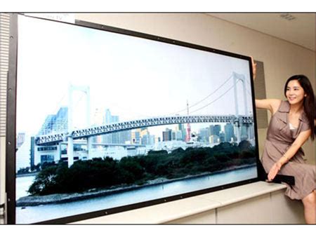 Samsung Displays 82-inch LCD TV At SID - TechShout