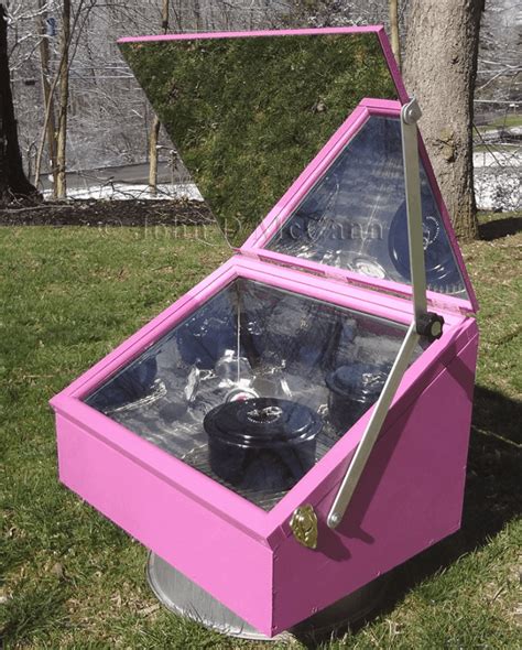 19 Easy Homemade Solar Oven Plans