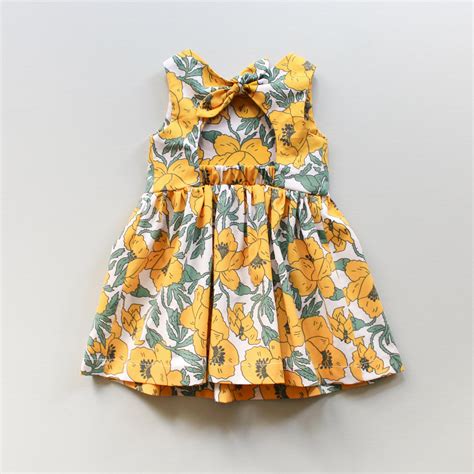 Daisy Dress Pattern – OhMeOhMySewing