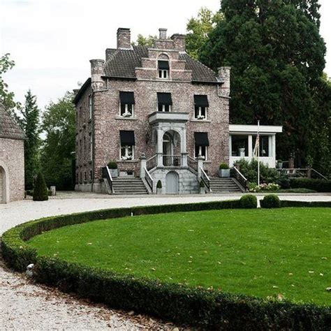 Kasteel Hattem (smallest castle in the Netherlands ). Present day an hotel. | Small castles ...