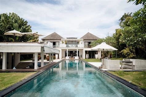 Spectacular Bali Beach House In Mengwi, Bali, Indonesia For Sale (12775905)