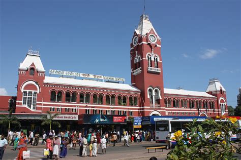 File:Chennai, train station.jpg - Wikimedia Commons