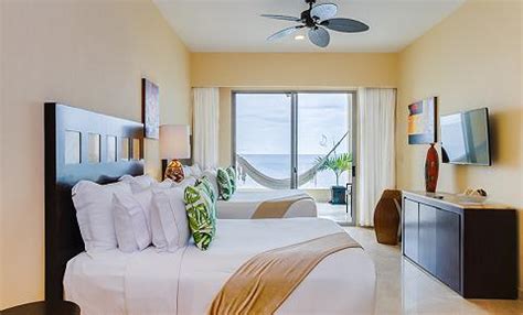 Oceanfront Deluxe Room in Puerto Vallarta with BalconyGarza Blanca Preserve