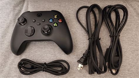 SOLD / FOUND - XBOX SERIES X 1TB Console with controller, HDMI cable ...