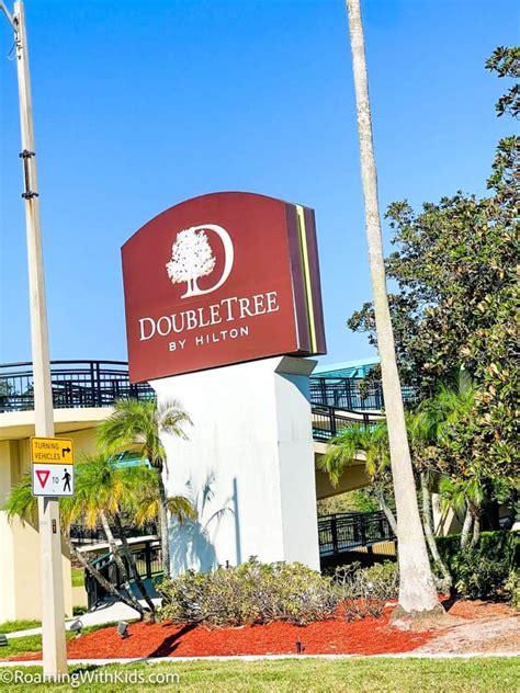 DoubleTree By Hilton at the Entrance to Universal Orlando Review