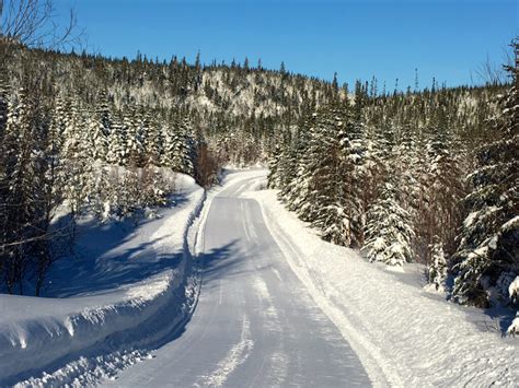 Tips For Meeting Snowmobile Trail Groomers - Intrepid Snowmobiler