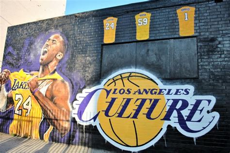 kobe-bryant-tribute-mural-located-near-the-staples-center_25816194614_o ...