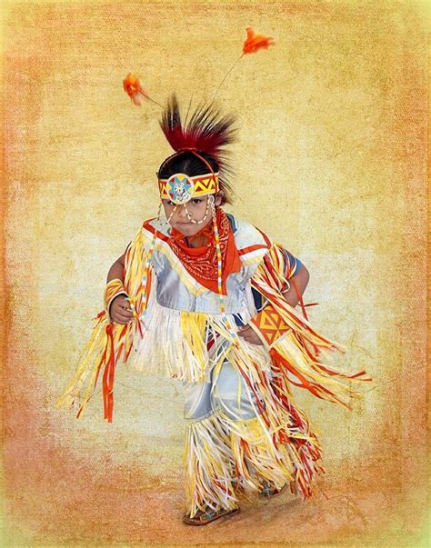 Kumeyaay Grass Dancer | Native american powwows, Painting art projects ...