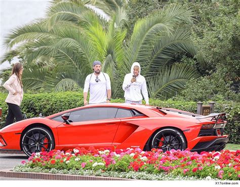 Justin Bieber Gets Special Delivery at Hotel, a $500k Lamborghini