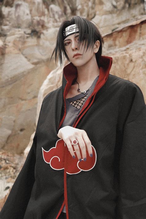 Hakken 八犬 on Twitter | Itachi cosplay, Akatsuki cosplay, Cosplay anime