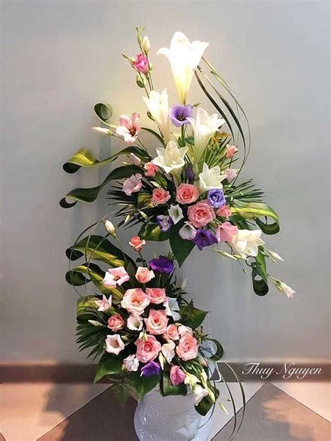 34 Amazing Unique Flower Arrangements Ideas For Your Home Decor - MAGZHOUSE