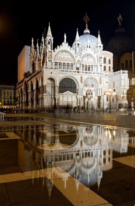 Basilica di San Marco in Venice, Italy | Venezia, Viaggi, Venezia italia