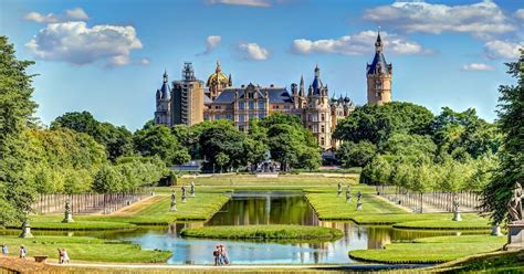 How to Visit Germany's Schwerin Castle