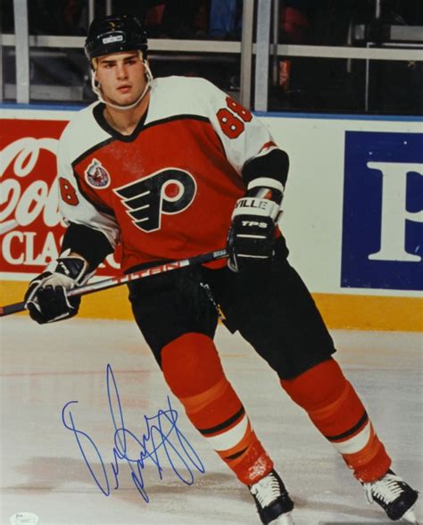 Eric Lindros Signed Flyers 15x18 Photo (JSA COA) | Pristine Auction