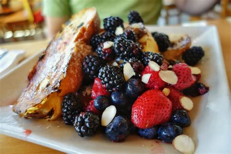 The 10 Best (Non-Chain) Breakfast Places in Seattle