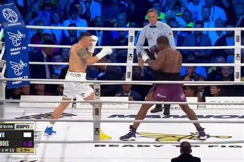 VIDEO: Oleksandr Usyk Knocks Out Daniel Dubois In Controversial Title ...