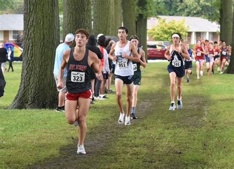 GCHS Hosts Robinson/Lang Cross Country Invite on Saturday | RiverBender.com