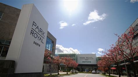 Retail Tour Update: Park Royal Shopping Centre in West Vancouver (Spring 2021)