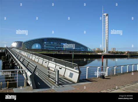 Glasgow Science Centre and Observation Tower Millennium Bridge River Stock Photo, Royalty Free ...