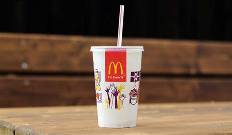 Why McDonald's is The Place Where Coke Tastes So Good - Thrillist