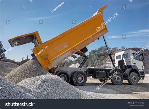 14,055 Sand dump truck Images, Stock Photos & Vectors | Shutterstock