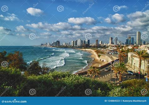 Modern Tel Aviv Skyline - Israel Editorial Stock Photo - Image of ...