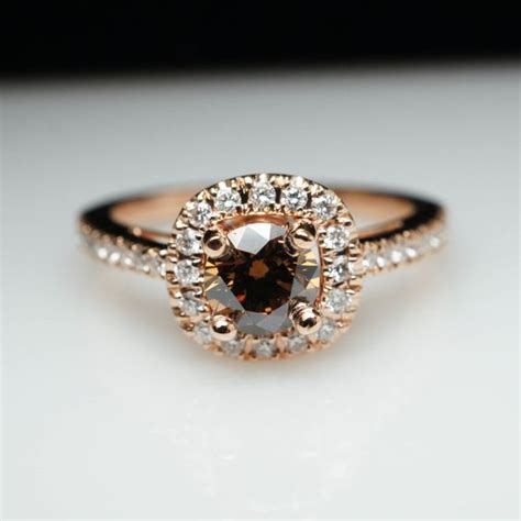 Brown Diamond Rings For Your Winter Wedding - Arabia Weddings