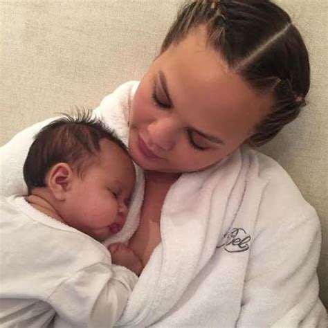 So much love! Adorable new photos of Chrissy Teigen & baby Luna