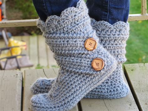 Crochet Dreamz: Woman's Slipper Boots Crochet Pattern, Classic Snow ...