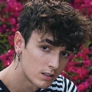 Bryce Hall (TikTok Star) - Age, Family, Bio | Famous Birthdays