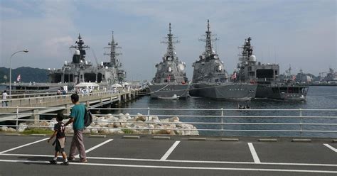 warship: us navy bases inYokosuka japan