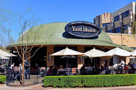 22 Things to Know Before Dining at the Yard House Restaurant