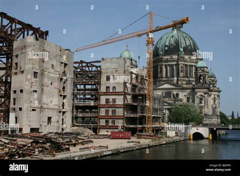 Berlin palast der republik demolition hi-res stock photography and images - Alamy