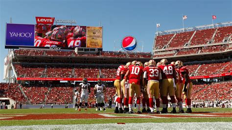 Levi's Stadium opens to 49ers' fans rave reviews