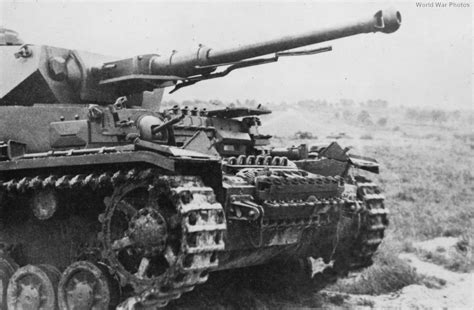 Panzerkampfwagen IV Ausf.F - Tank Encyclopedia